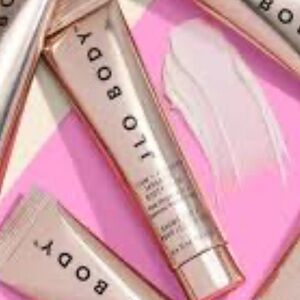 JLO BEAUTY Firm + Flaunt Targeted Booty Balm